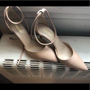 Nine West Nude Pump